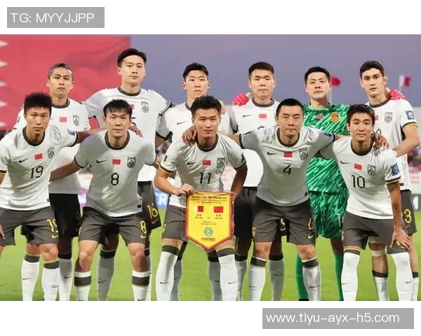 国足选帅即将揭晓新队伍将于11月集结进行热身赛