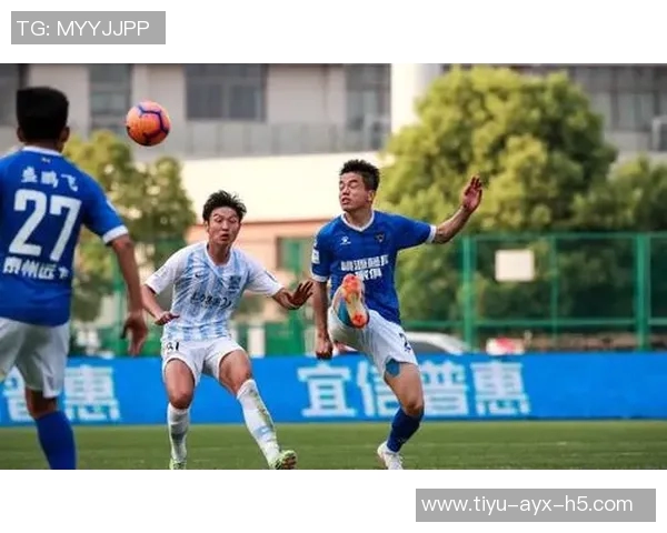 斯米特宣布将在阿尔克马尔效力半年至一年半后转会海外